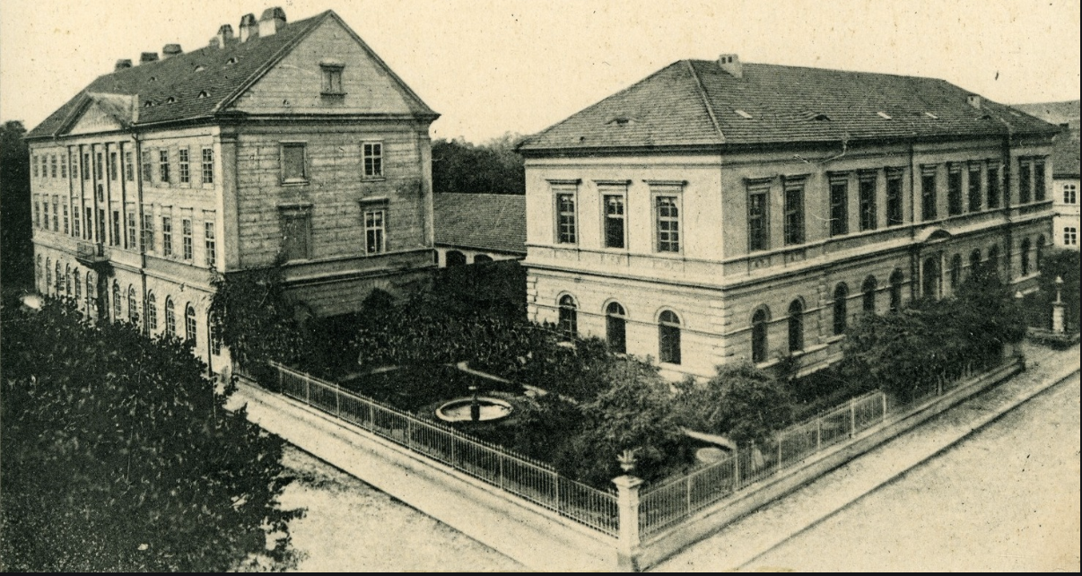 Theresienstadt Ghetto on postcard, 1909.png