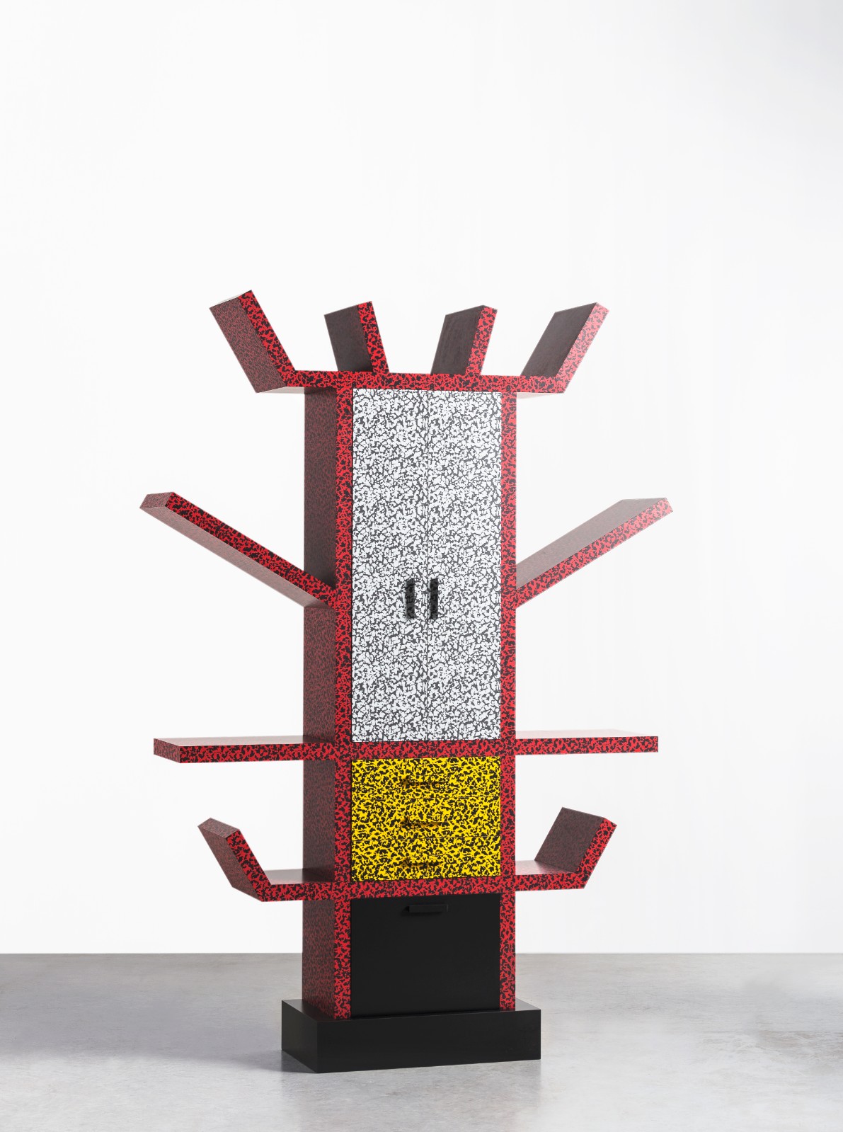 17 Ettore Sottsass, Casablanca,1980, 1981 Memphis production, Italy.jpg