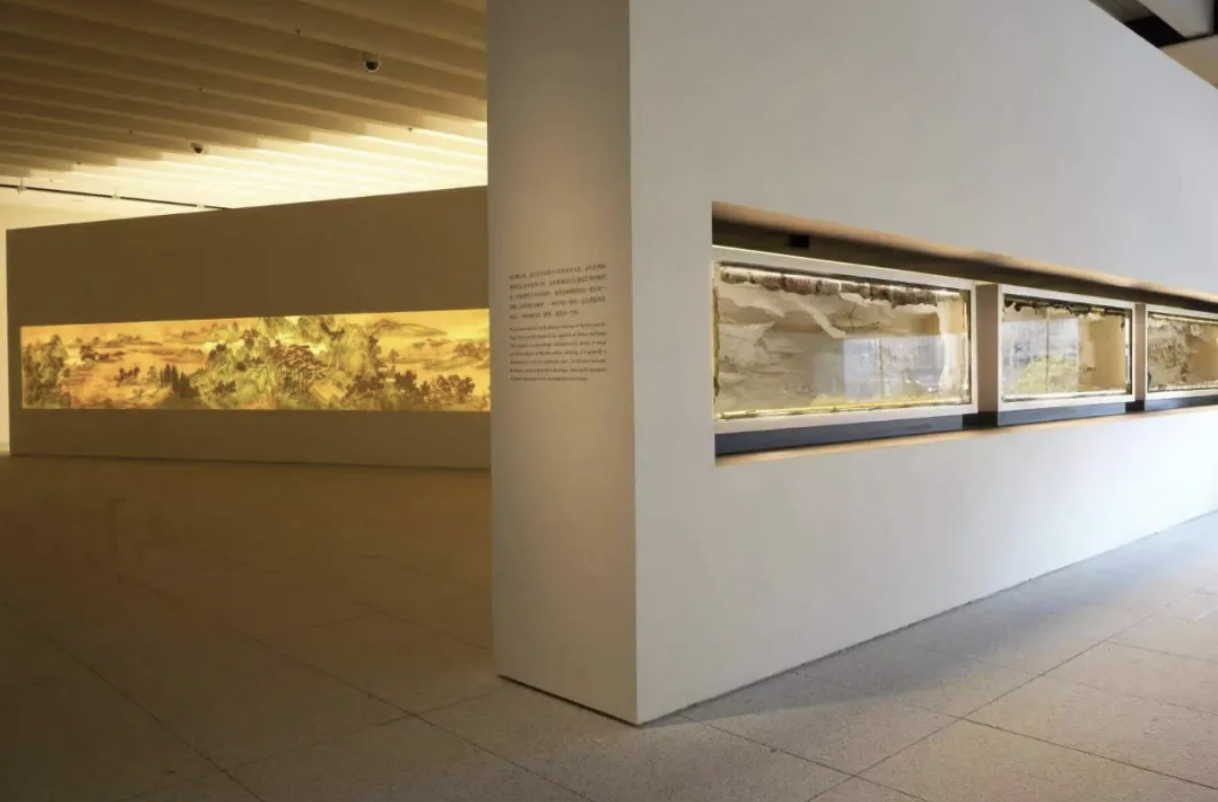 13 Exhibition View of Background  Story  Dwelling  in  the  Peach  Blossom  Valley at Museum of Art Pudong in 2021.png