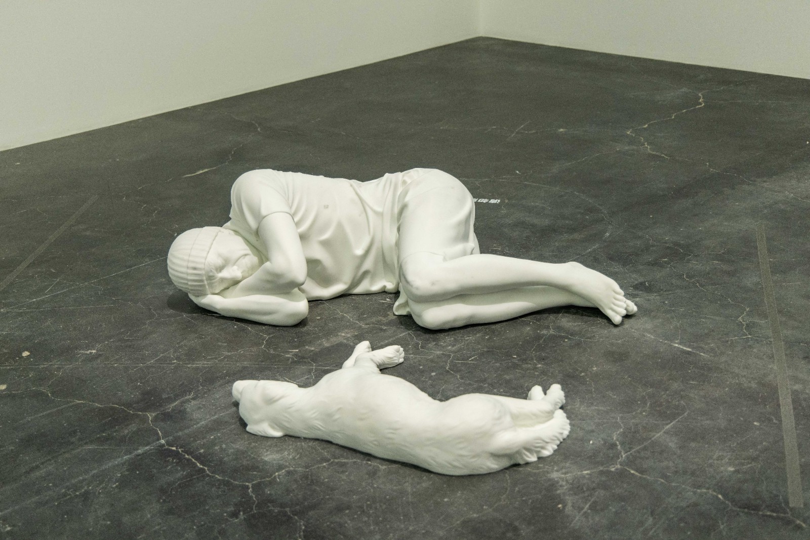 14 Maurizio Cattelan, Breath, 2021.jpg