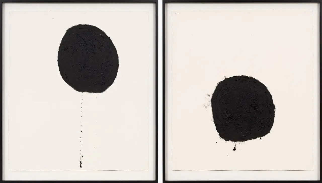 Richard Serra, Ball 17 (2021) and Ball 18 (2021). Paint stick, etching ink and silica on handmade paper. © Richard Serra. Courtesy Cardi Gallery, Milan. Photo Rob McKeever..jpg