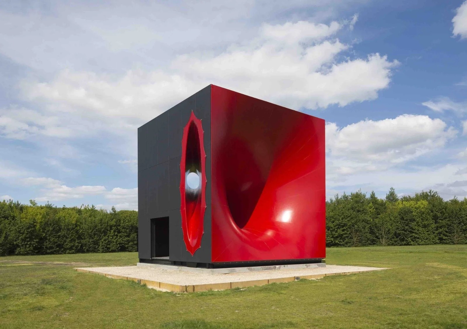 Anish Kapoor.webp.jpg