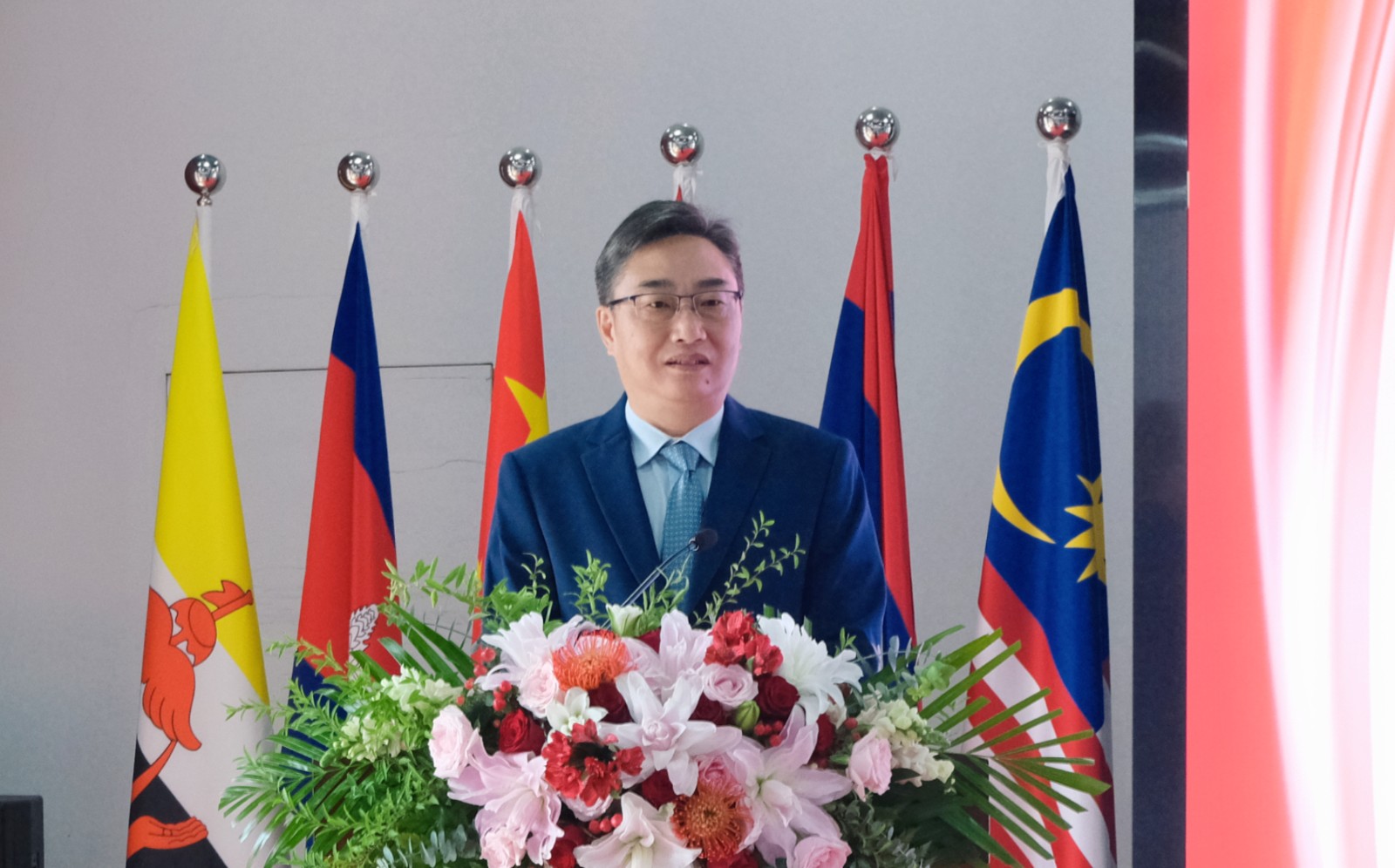 05 Mr. Shi Zhongjun, Secretary-General of ACC.jpg