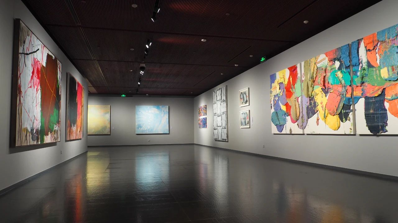 34 Exhibition View.jpg