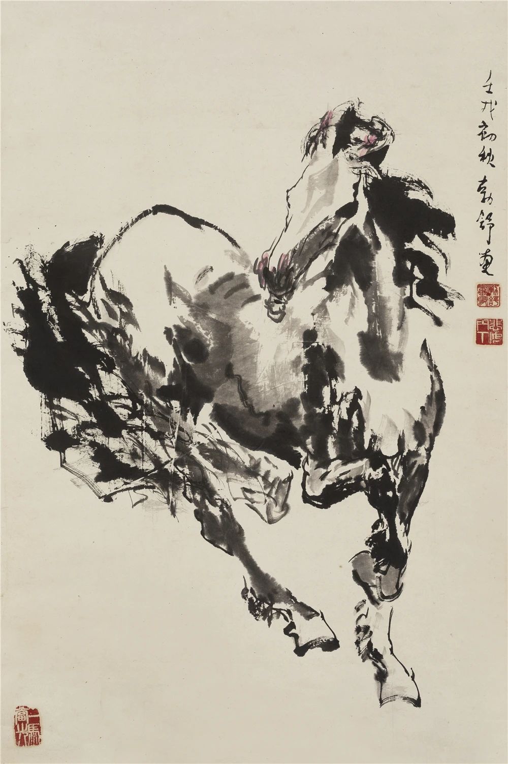 刘勃舒 奋蹄 纸本水墨 210cm×90cm 1982年.jpg