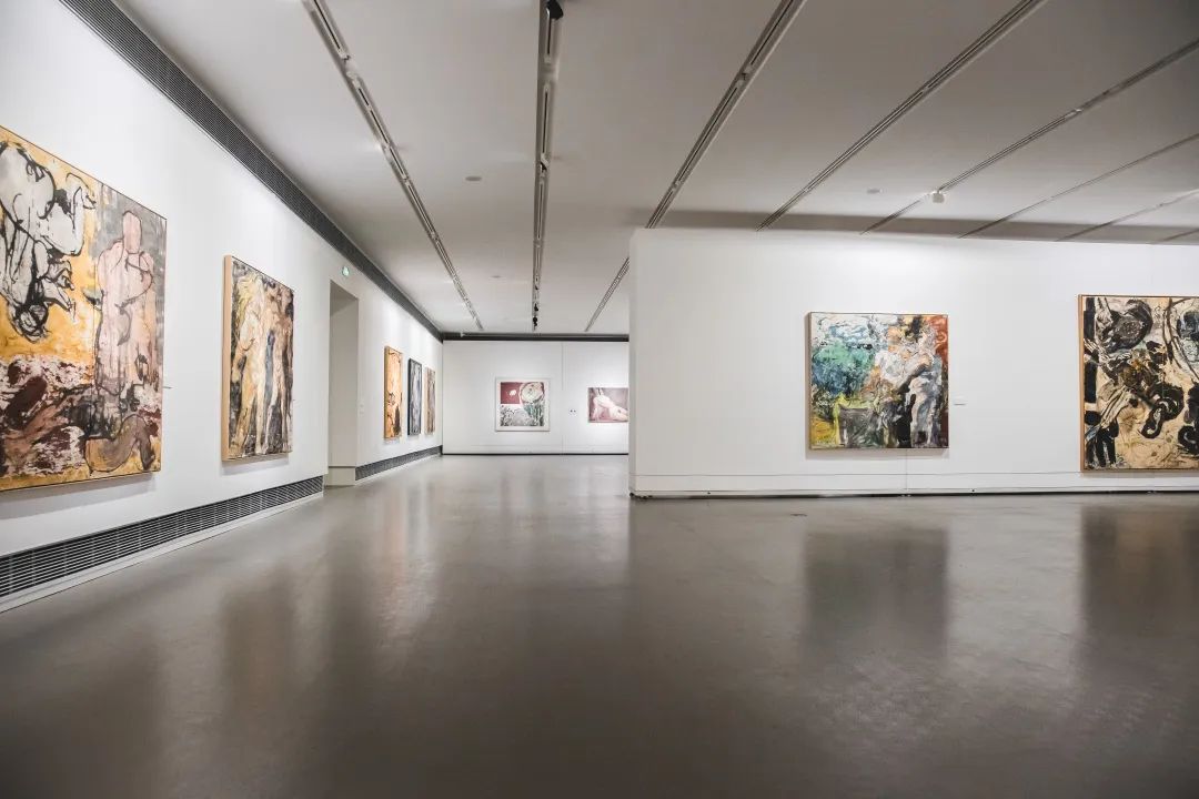 Exhibition View 06.jpg