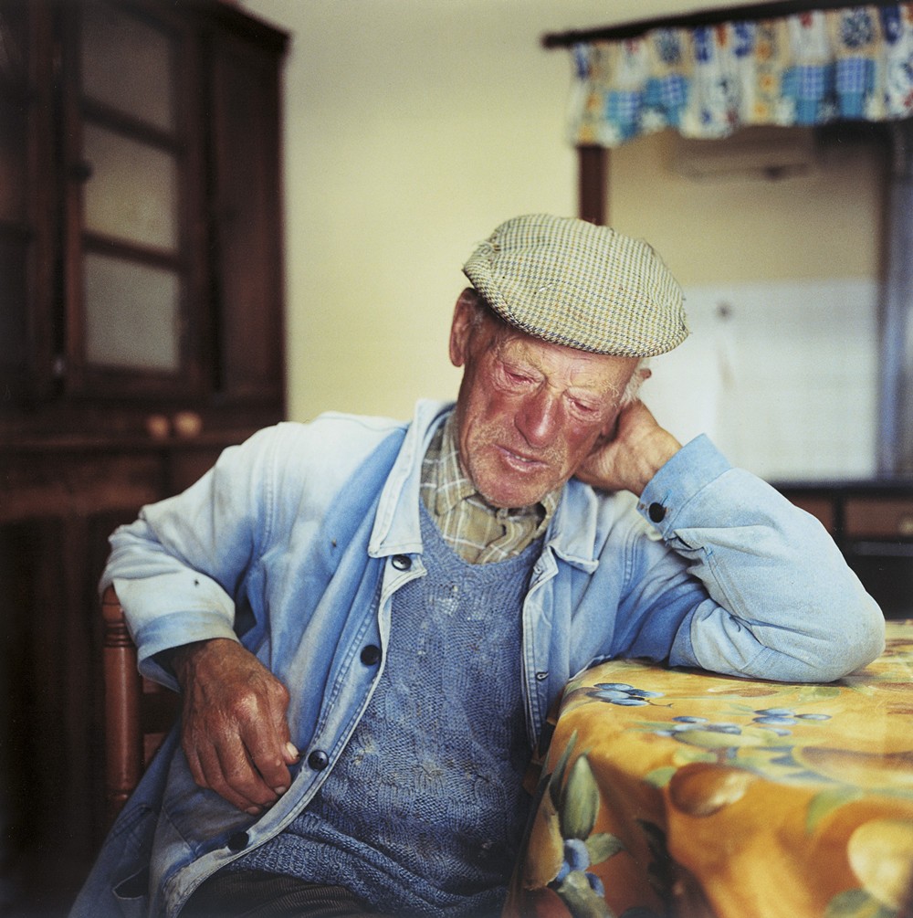 Marcel Privat le villaret, Lozère 2007. ©Raymond Depardon, Mag_x005f_x005f_x0002_num photos..jpg